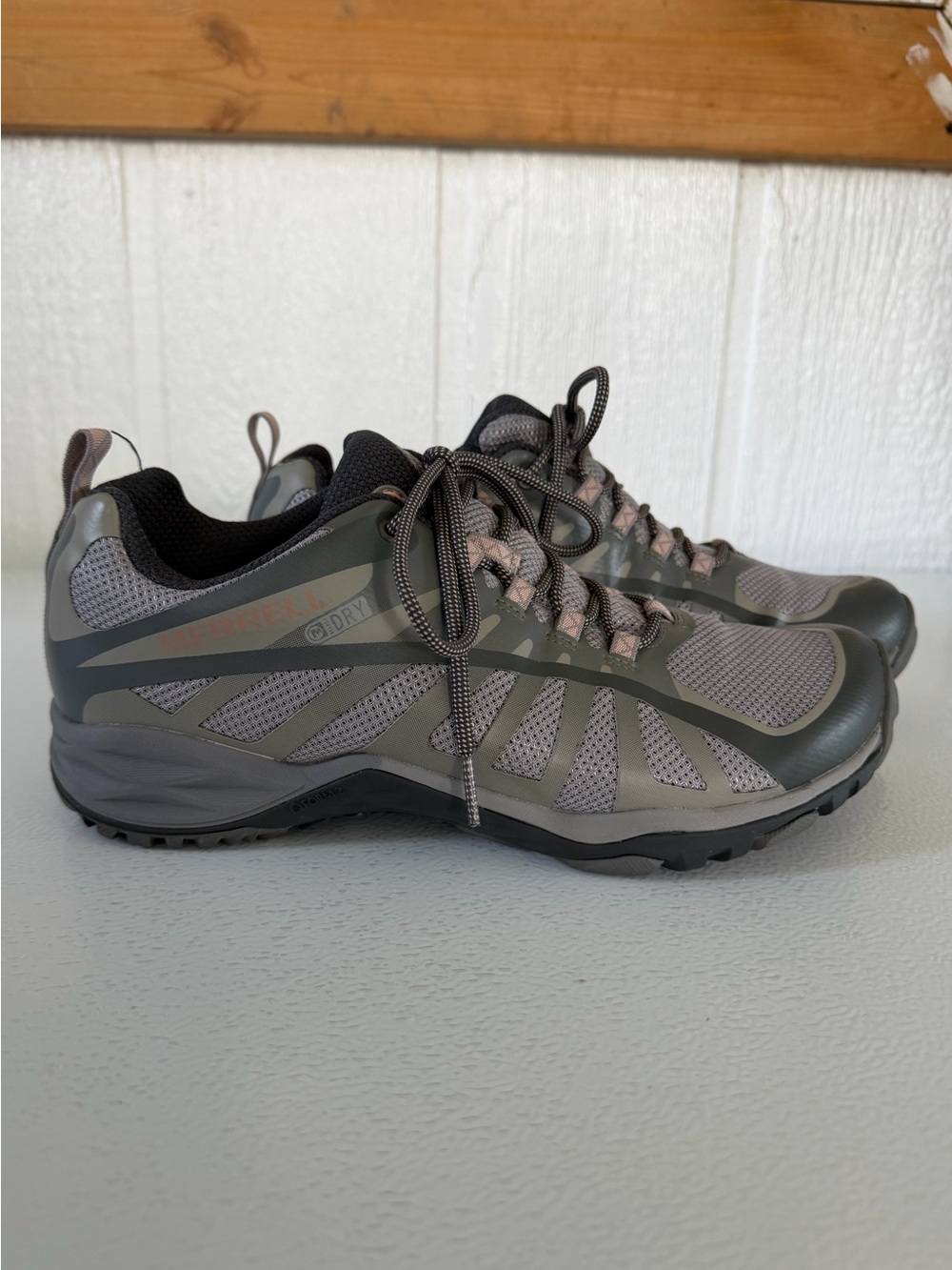 Merrell Siren Edge Q2 Women’s Size 9 Gray Pink Waterproof Hiking Trail Shoes